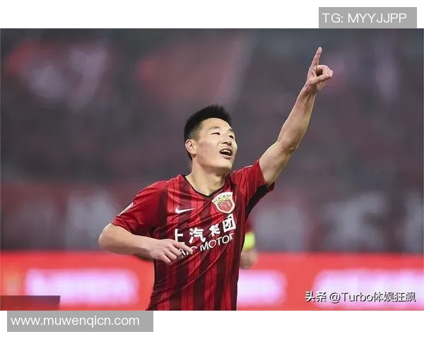 足球天才武磊闪耀赛场英姿头像背景图展现无限风采与激情 足球天才武磊闪耀赛场英姿头像背景图展现无限风采与激情